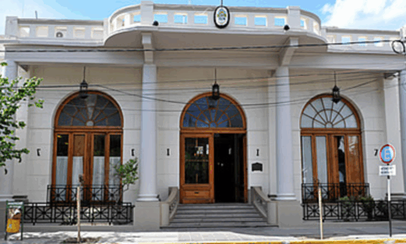 2317936-el-municipio-de-trelew-mantiene-su-equilibrio-fiscal-y-mejora-salarios-de-los-empleados